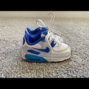 Size 6 Nike toddler shoes